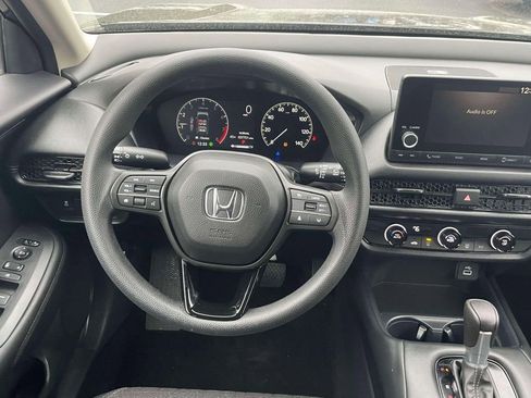 Certified 2023 Honda HR-V LX image 12