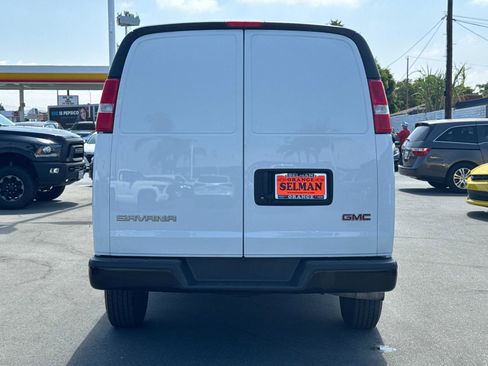Used 2023 GMC Savana 2500 Extended w/ Driver Convenience Package image 6