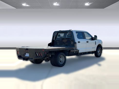 Used 2020 Ford F350 XL w/ Power Equipment Group image 9