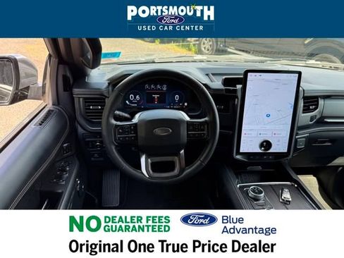 Certified 2024 Ford Expedition Platinum image 7