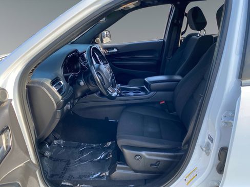Used 2023 Dodge Durango SXT RWD image 9