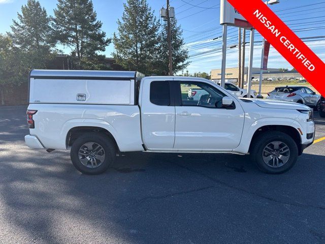 Certified 2025 Nissan Frontier SV AWD/4WD image 9