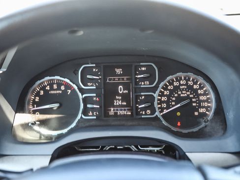 Used 2021 Toyota Tundra SR5 w/ SR5 Upgrade Package RWD image 22