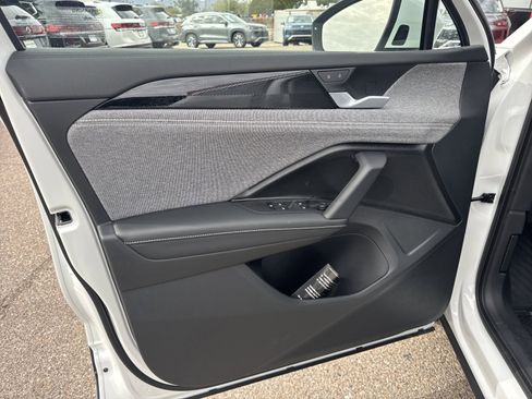 New 2026 Volkswagen Tiguan S image 11