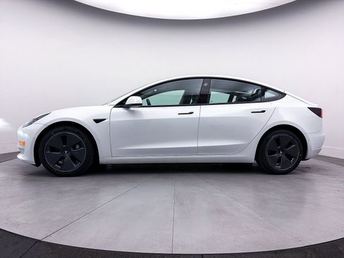 Used 2021 Tesla Model 3 Standard Range Plus image 33
