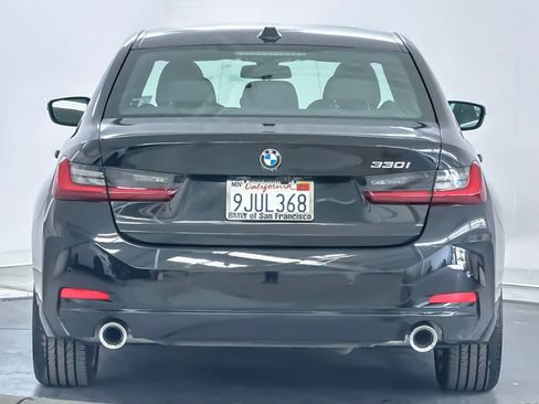 Used 2024 BMW 330i Sedan w/ Convenience Package RWD image 7