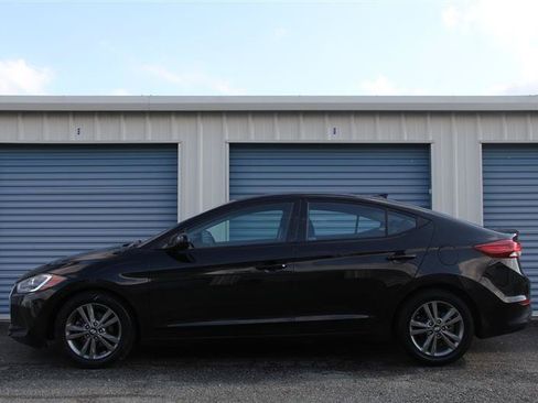 Used 2018 Hyundai Elantra SEL FWD image 9