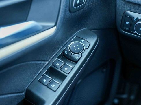 Used 2022 Ford Escape Titanium w/ Titanium Elite Package image 22