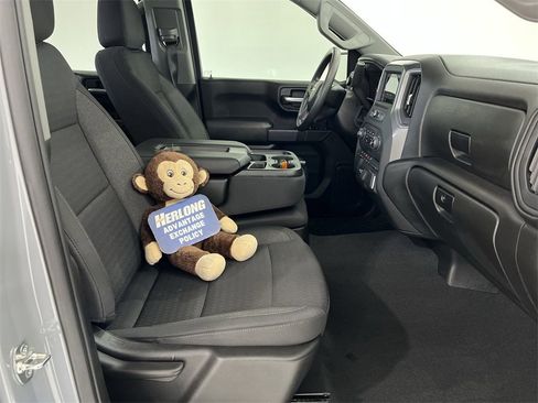 Used 2025 Chevrolet Silverado 1500 Custom image 24