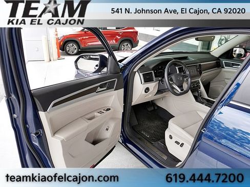 Used 2023 Volkswagen Atlas SE w/ Panoramic Sunroof Package FWD image 40
