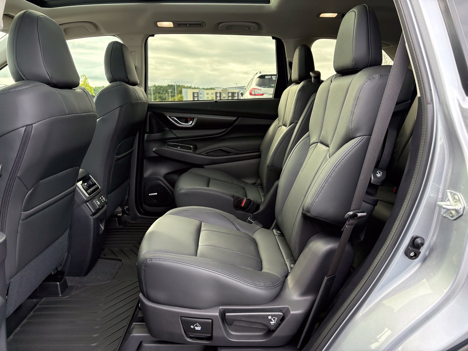 New 2027 Subaru Ascent Touring AWD/4WD image 34
