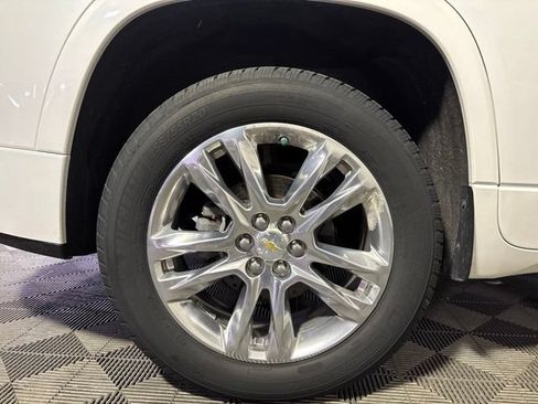 Used 2018 Chevrolet Traverse High Country AWD/4WD image 53