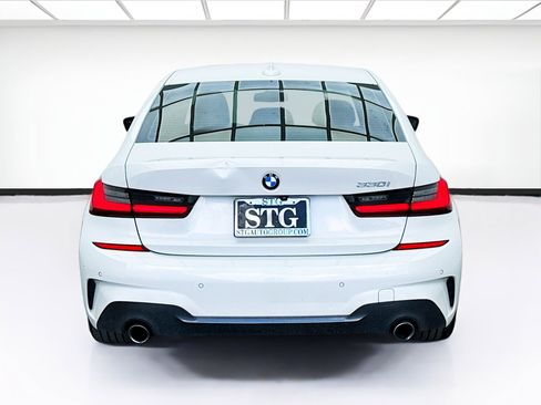 Used 2019 BMW 330i Sedan w/ M Sport Package image 5