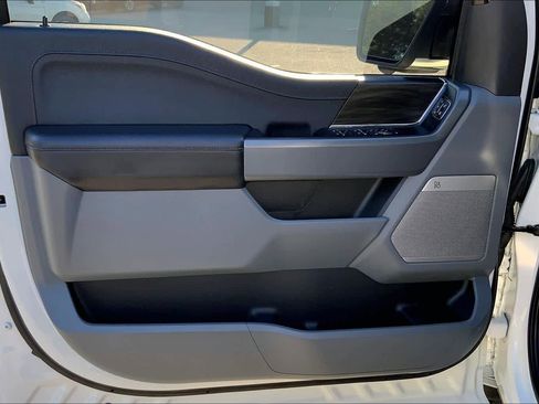 Used 2025 Ford F150 Lariat w/ Equipment Group 502A High image 21