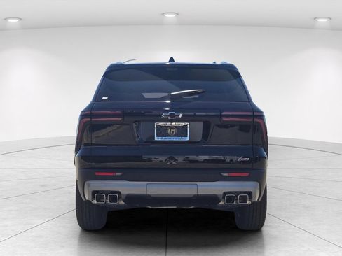 New 2026 Chevrolet Traverse Z71 w/ Driver Confidence Package AWD/4WD image 4