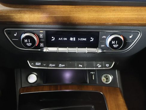 Used 2023 Audi Q5 2.0T Premium Plus image 48