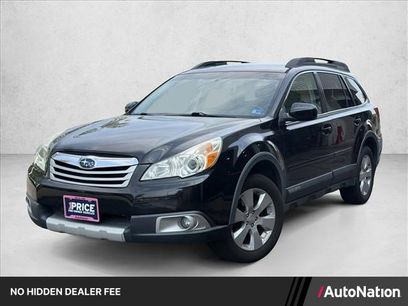 Used 2011 Subaru Outback 2.5i Limited w/ PWR Moonroof Pkg