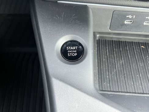 New 2026 Nissan Sentra SV w/ SV Convenience Package FWD image 6