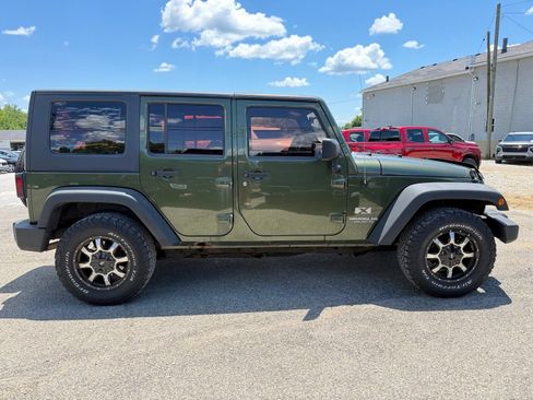 Used 2009 Jeep Wrangler Unlimited X AWD/4WD image 7