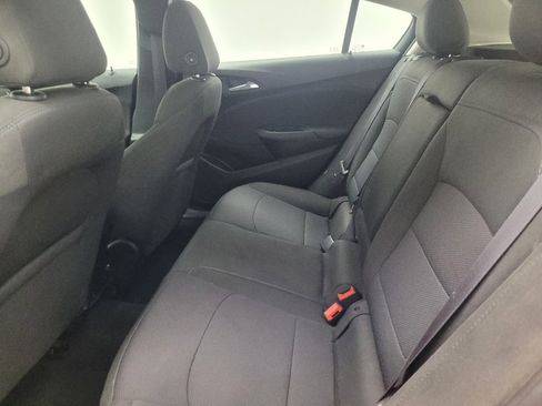 Used 2017 Chevrolet Cruze LT w/ Convenience Package image 18