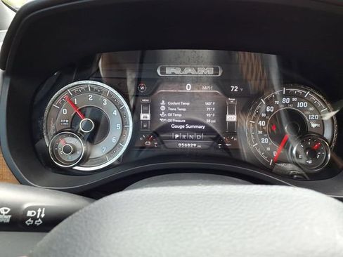 Used 2022 RAM 1500 Limited w/ Body Color Bumper Group AWD/4WD image 26