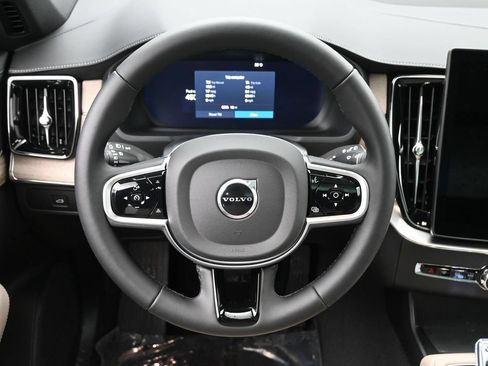 New 2026 Volvo XC90 B6 Plus w/ Protection Package AWD/4WD image 17