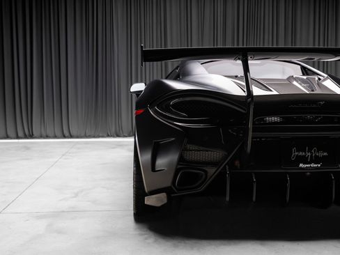 Used 2016 McLaren 570S Coupe RWD image 36