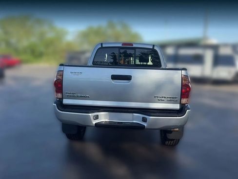 Used 2006 Toyota Tacoma PreRunner image 4