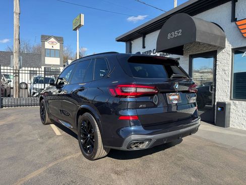 Used 2022 BMW X5 M50i w/ Executive Package image 11