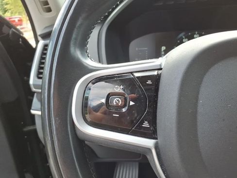 Used 2019 Volvo XC90 T5 Momentum w/ Protection Package Premier AWD/4WD image 24
