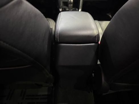 Used 2017 Subaru Forester 2.0XT Touring AWD/4WD image 33