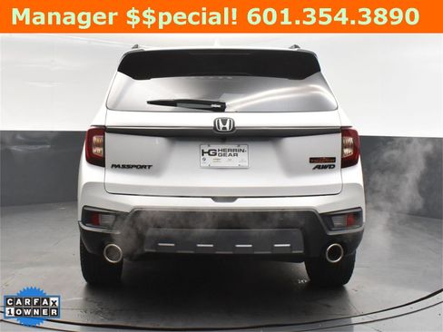 Used 2023 Honda Passport TrailSport image 7