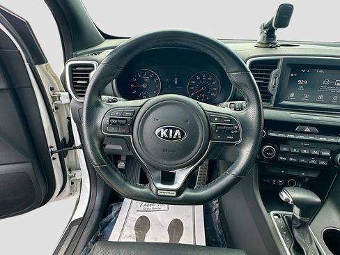 Certified 2019 Kia Sportage EX w/ EX Sport Appearance Package image 11
