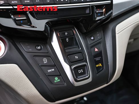 Used 2025 Honda Odyssey EX-L image 12