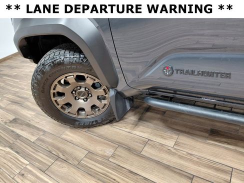 Used 2025 Toyota 4Runner Trailhunter image 10