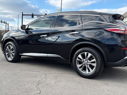 Used 2018 Nissan Murano SV image 4