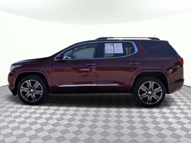 Used 2017 GMC Acadia Denali w/ Technology Package FWD image 7