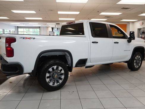 New 2026 Chevrolet Silverado 2500 Custom w/ Custom Value Package AWD/4WD image 10