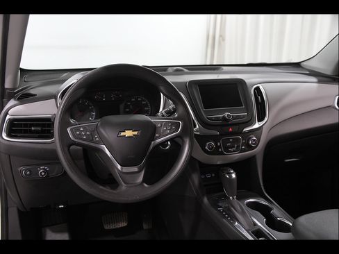 Certified 2021 Chevrolet Equinox LS AWD/4WD image 6