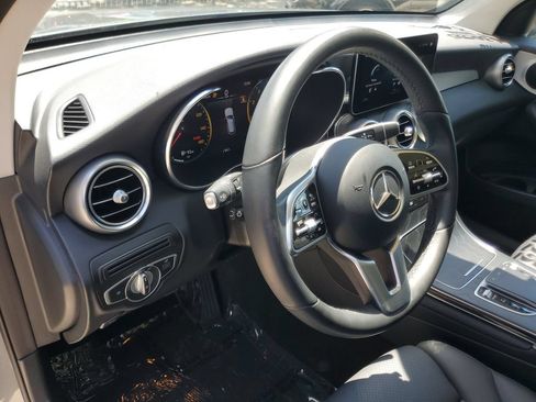 Used 2022 Mercedes-Benz GLC 300 4MATIC image 17