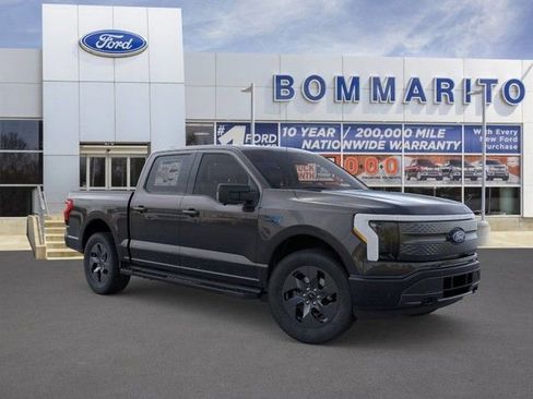 New 2025 Ford F150 Lightning Flash AWD/4WD image 7