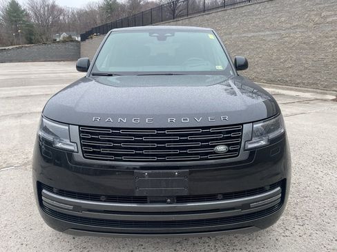 Used 2024 Land Rover Range Rover Long Wheelbase Autobiography image 8