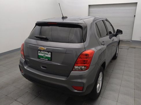 Used 2020 Chevrolet Trax LS FWD image 7