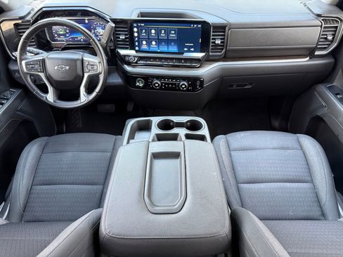 Used 2022 Chevrolet Silverado 1500 LT Trail Boss w/ Protection Package AWD/4WD image 17