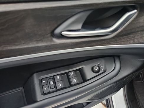 New 2026 Jeep Grand Cherokee L 4WD image 21