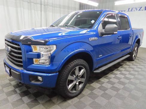Used 2017 Ford F150 XLT w/ Equipment Group 302A Luxury image 6