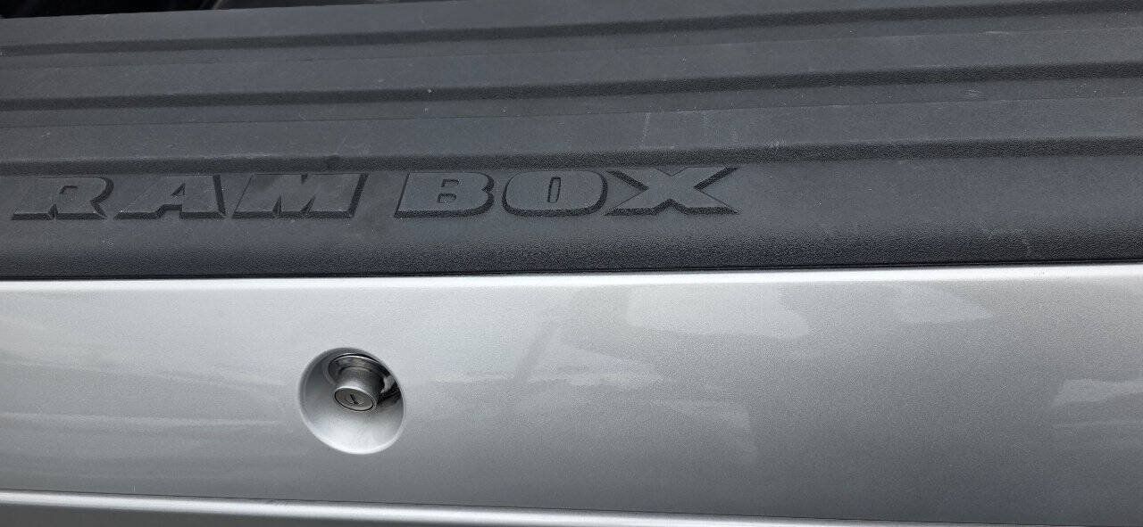 Used 2019 RAM 1500 Big Horn w/ Rambox Value Package AWD/4WD image 7