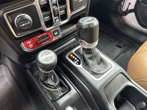 Used 2020 Jeep Wrangler Unlimited Rubicon image 28