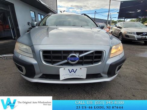 Used 2010 Volvo XC70 3.2 image 2