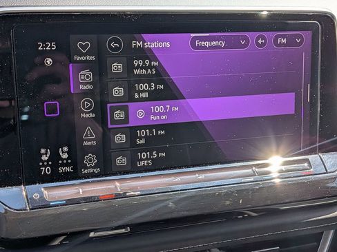 Used 2025 Volkswagen Atlas SEL Premium R-Line AWD/4WD image 22